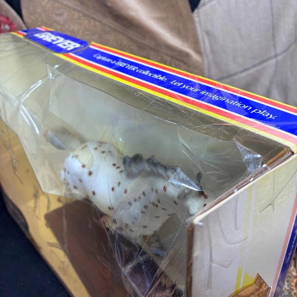 Breyer 703595 Riddle Passing Through Time Phase 3 Damaged Box - Picture 9 of 9